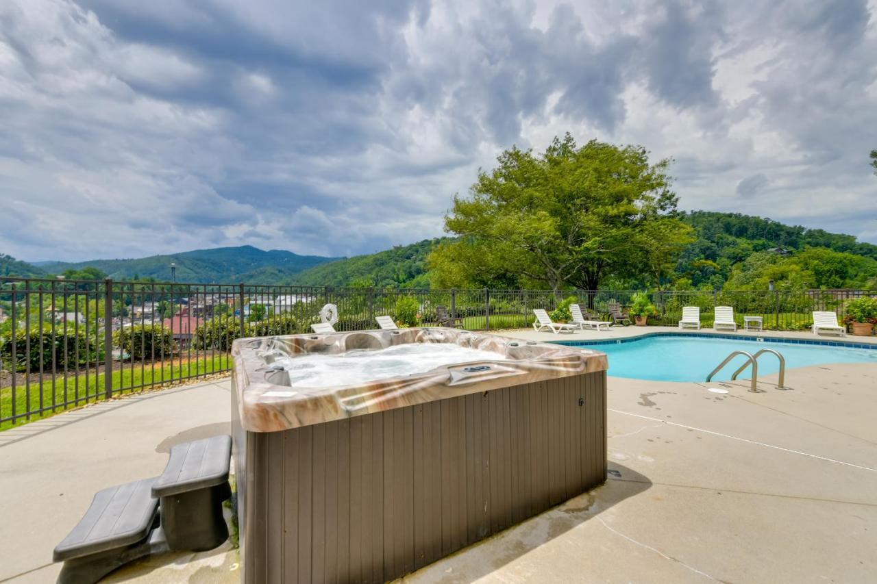 Dtwn Gatlinburg Studio Pool Access! Bagian luar foto